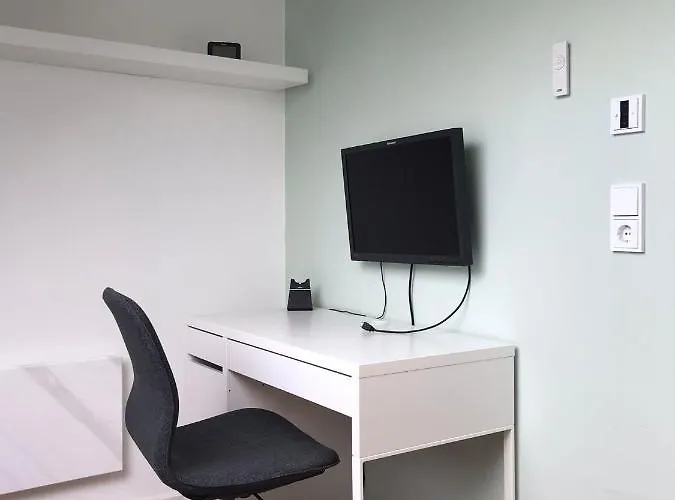 Luxury Floor דירה *